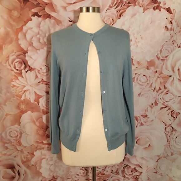 Neiman Marcus Sweaters - Neiman Marcus Cashmere Sweater, Blue, Vintage 🌸